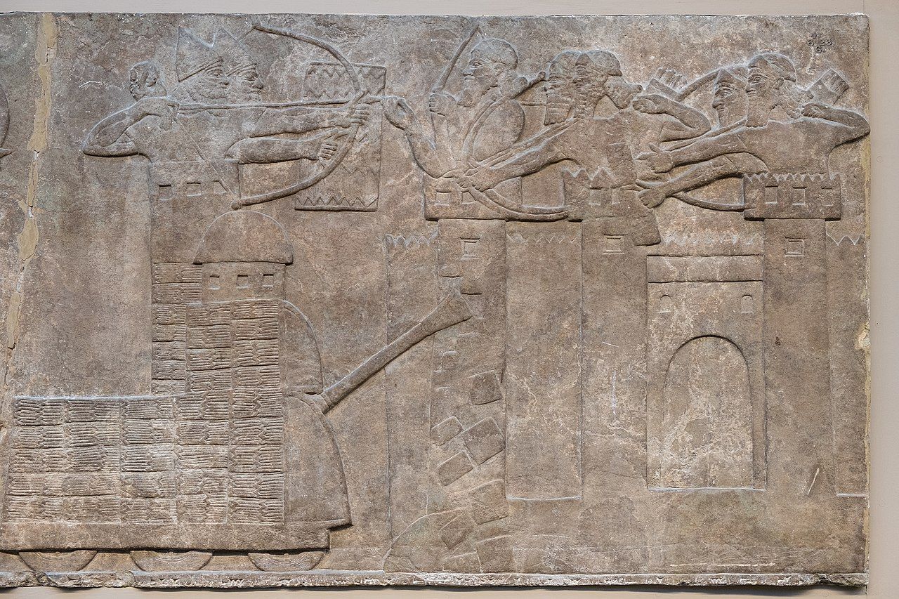 Válečná scéna na Ašurbanipalově reliéfu z Ninive. A.Huan CC BY SA 2.0