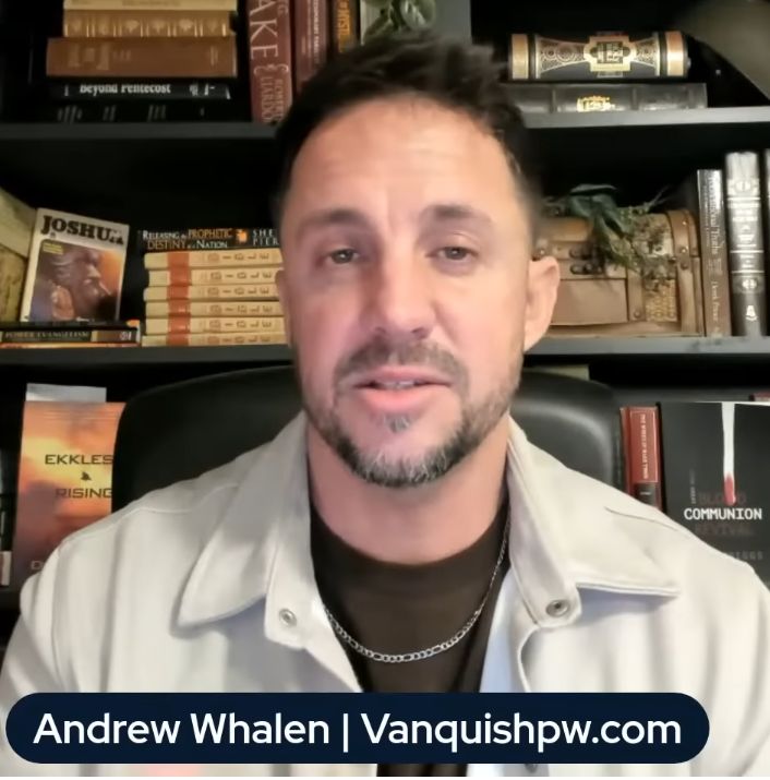 Andrew Whalen z videa v2HlgTM0WlK0