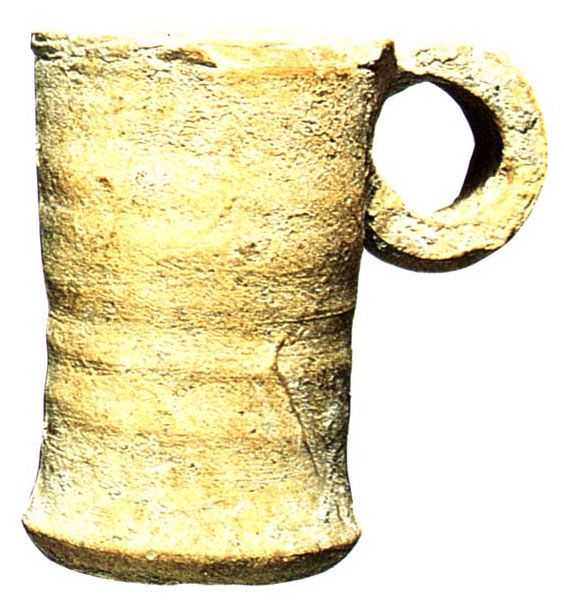 Keramický kalamář nalezený ve skriptoriu v Kumránu výška 4.6 cm průměr 3.9 cm log.giov knihovna Kongresu USA