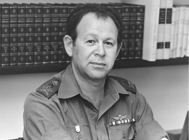 Mordechai Gur. Wikimedia Commons IDF Spokespersons Unit CC BY SA PD 3.0
