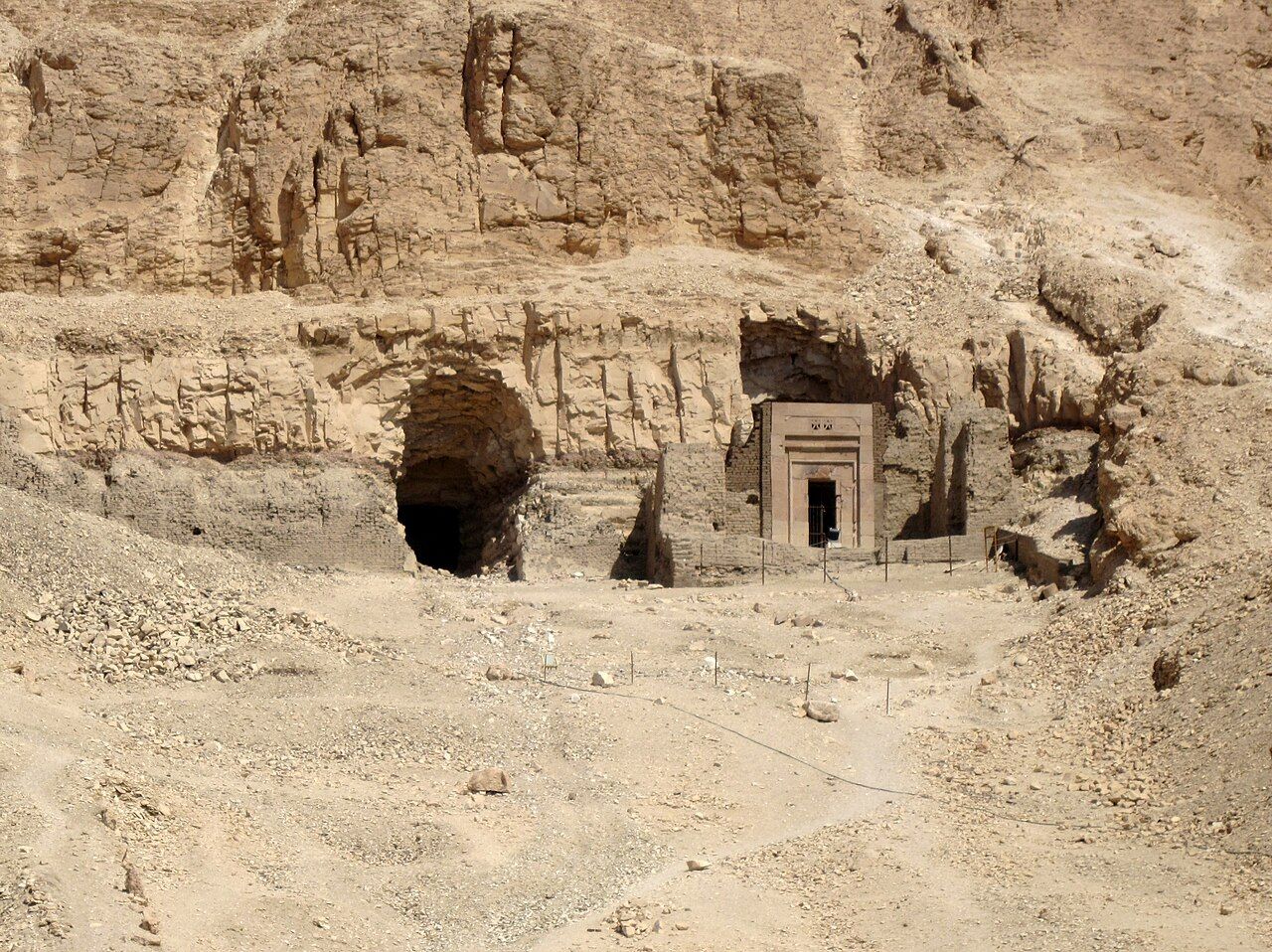 Nedokončený hrob Senenmuta Deir el Bahari Luxor. O.Tausch CC BY SA 3.0
